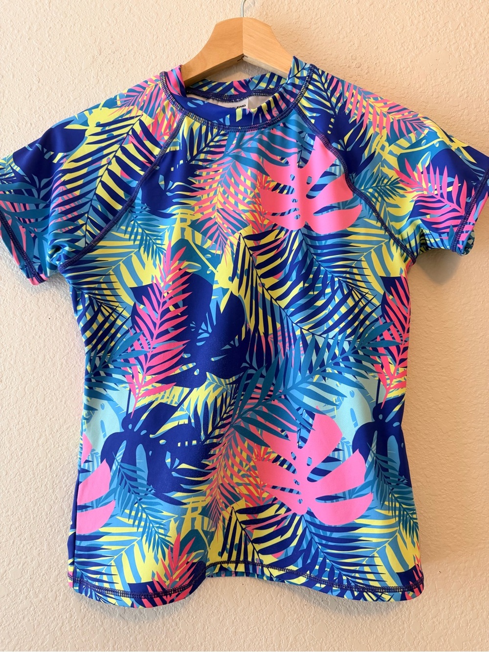 Lands’ End Girls Rash Guard Swim Shirt Size Large 10-12 Tropical Palm Print UPF